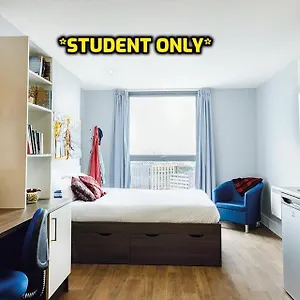 Student Only Zeni Students En-Suites In Bournemouth Apartment